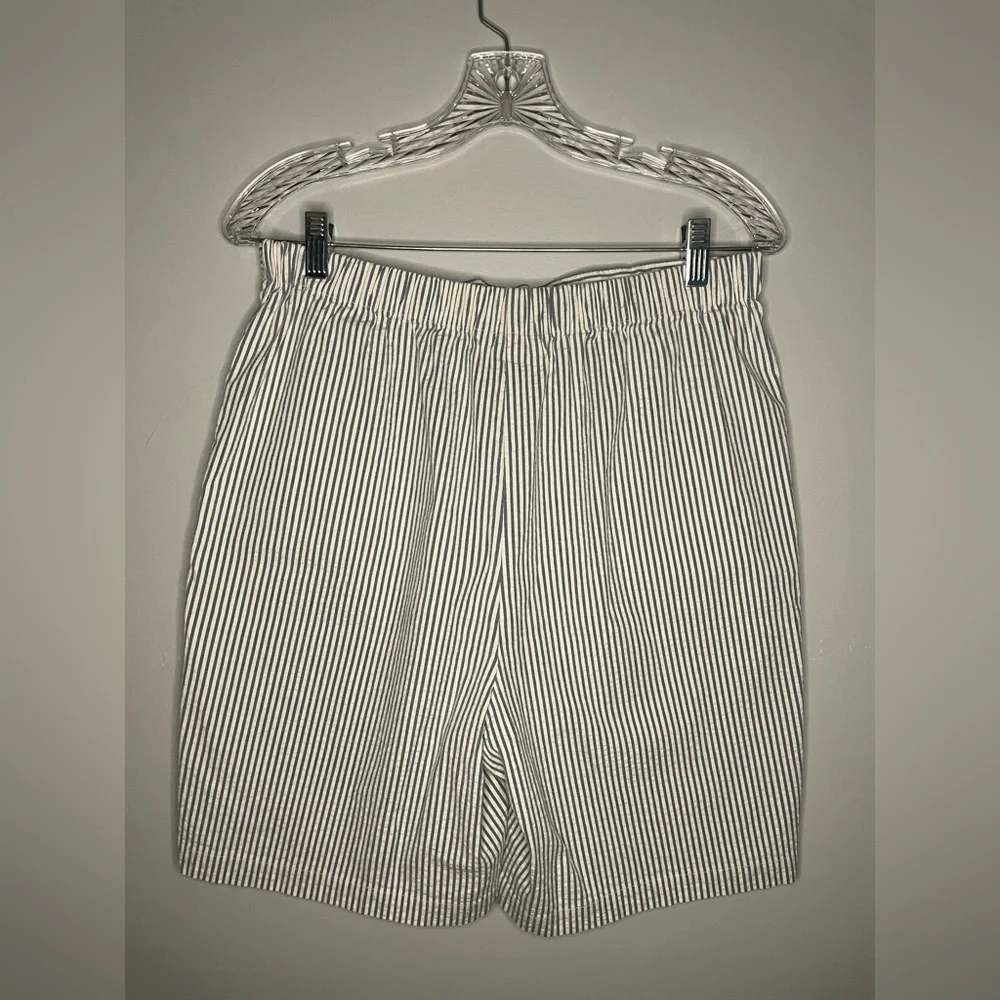 Denim & Co Vintage Blue White Stripe Shorts 4 Pockets Elastic Waist 7" Inseam - Picture 9 of 16